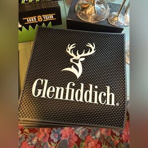 Glenfiddich Scotch Whisky 15 x 15 Bar Mat / Dog Bowl Mat